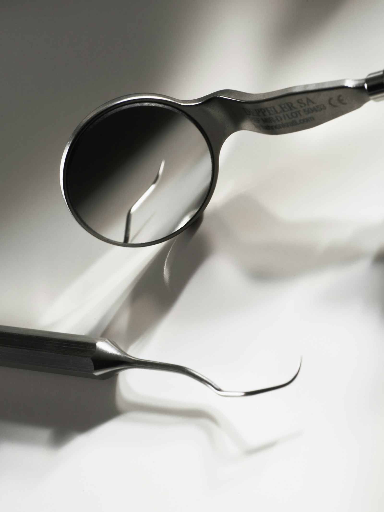 Sterilised dental instruments in sealed pouches